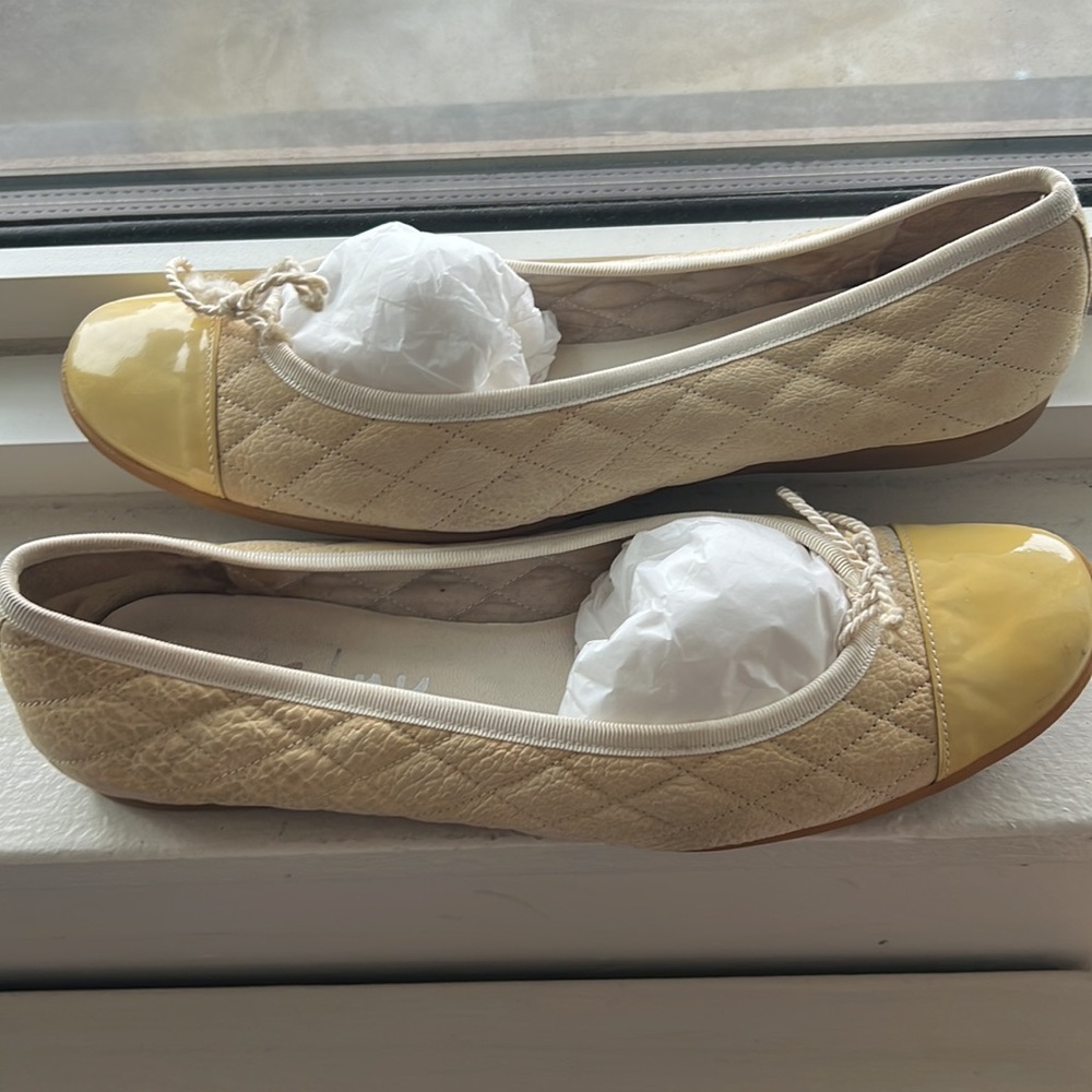 French Sole Ballet flats